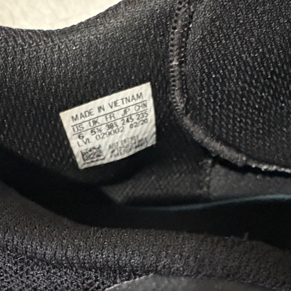 Adidas Pro Next Black/White Sneakers - Picture 7 of 7